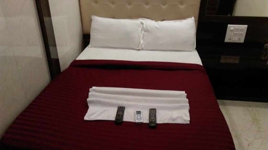 Hotel Palace Residency 뭄바이 외부 사진
