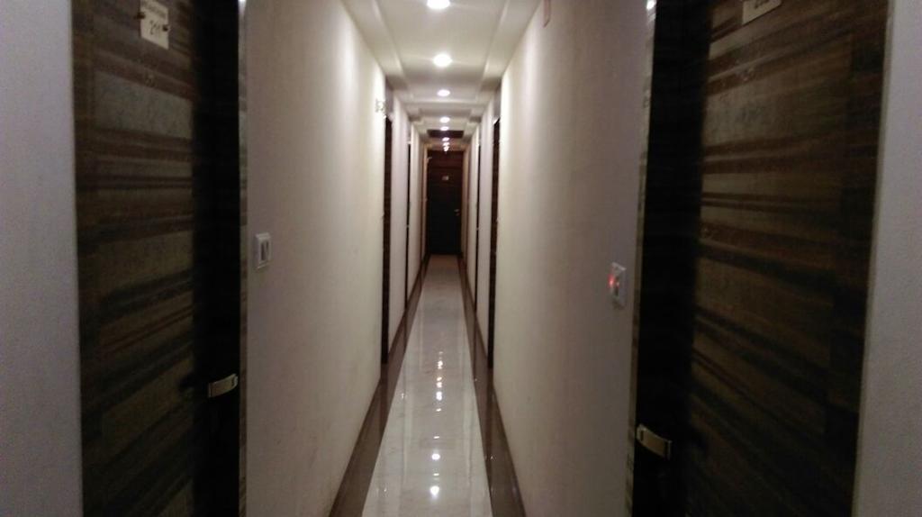 Hotel Palace Residency 뭄바이 외부 사진